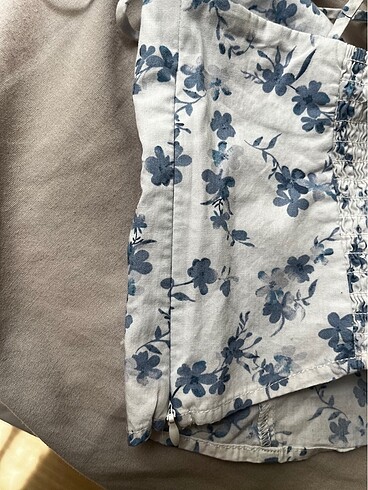 xs Beden mavi Renk Bershka Çiçek Desenli Crop