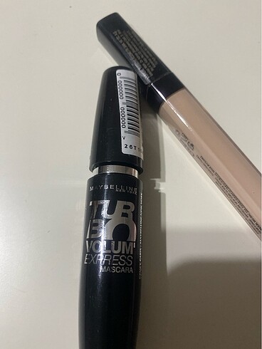 Maybellıne göz altı kapatıcı - Görsel 6