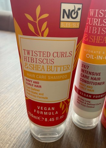 Urban Care Bükümlü Kıvırcık Saç Bakım Seti - Görsel 2