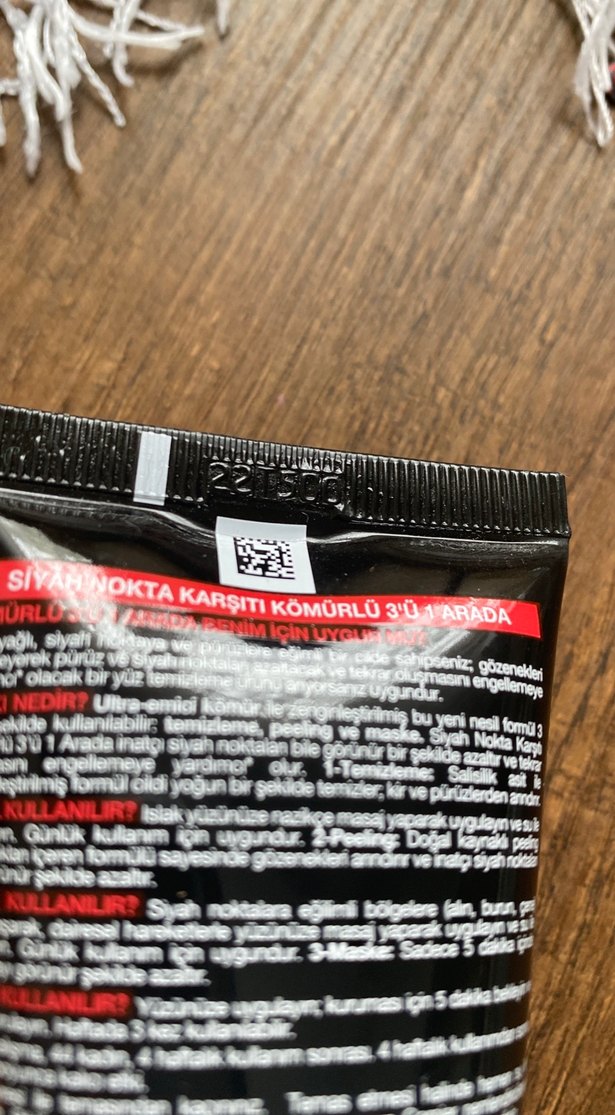 Garnier Saf & Temiz Siyah Nokta Karşıtı BB Krem 50ml - Görsel 4