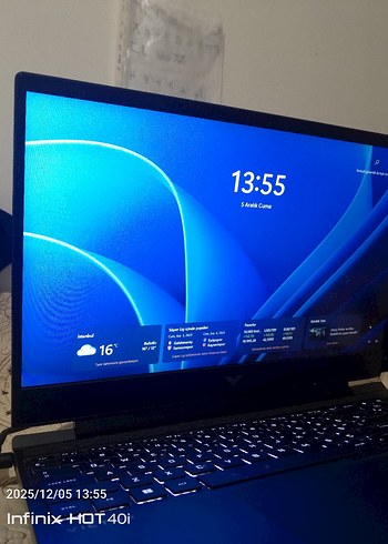 Siyah Victus Laptop - Görsel 2