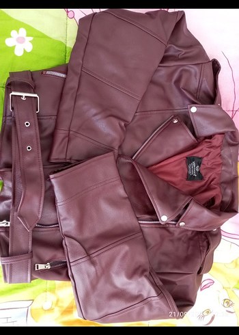 m Beden bordo Renk Bordo Deri Kemerli Kısa Ceket