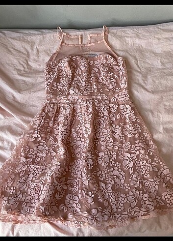 toz pembe elbise