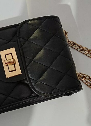 Diğer Gold Zincir siyah çanta