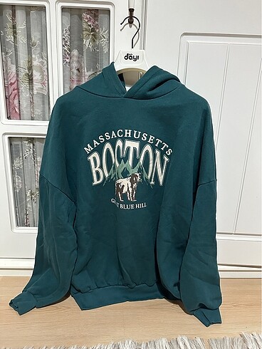pull and bear sweatshirt