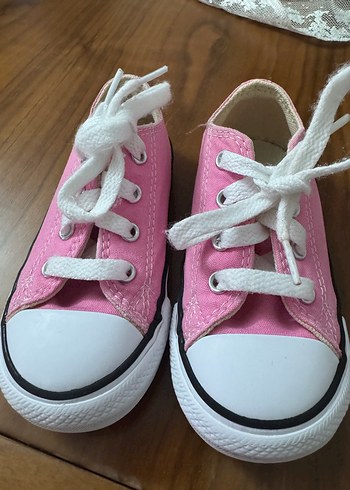 Pembe Bağcıklı Kız Çocuk Spor Ayakkabı