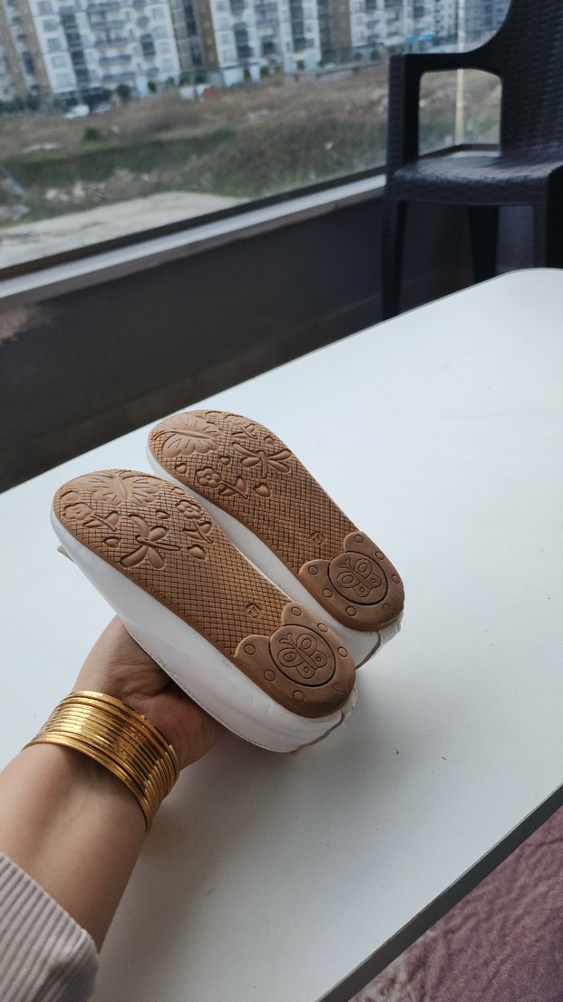 Kız Çocuk Beyaz Tokalı Babet - Görsel 2