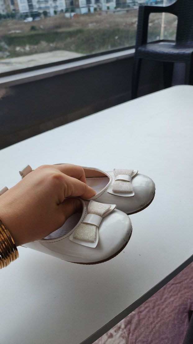 Kız Çocuk Beyaz Tokalı Babet - Görsel 4