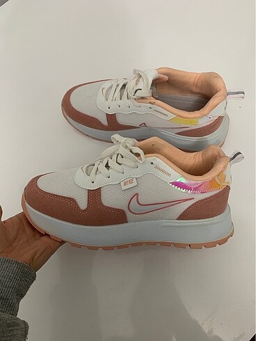 Nike AYAKKABI
