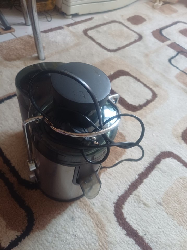 Gri Paslanmaz Çelik Katı Meyve Sıkacağı - Görsel 2