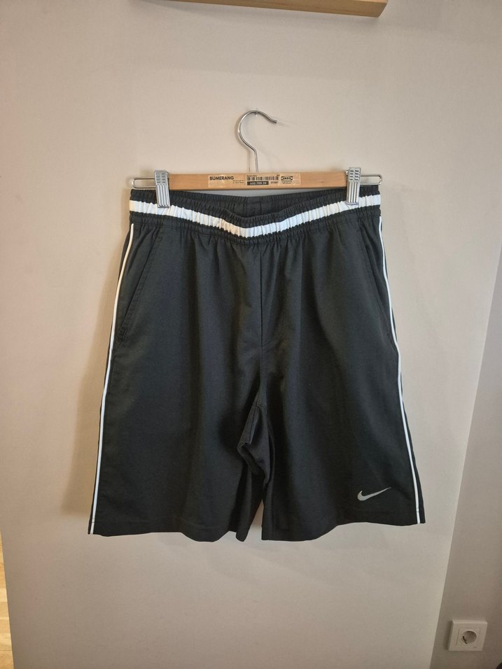 Siyah Bel Bantlı Spor Şortu - Görsel 2