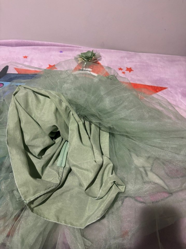 Yeşil Nakışlı ve Fırfırlı Kız Çocuk Elbisesi - Görsel 2