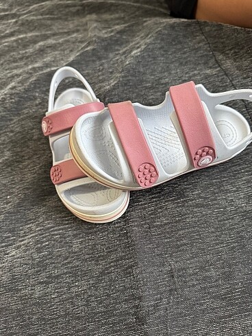 34 Beden Orijinal crocs sandalet 34 numara