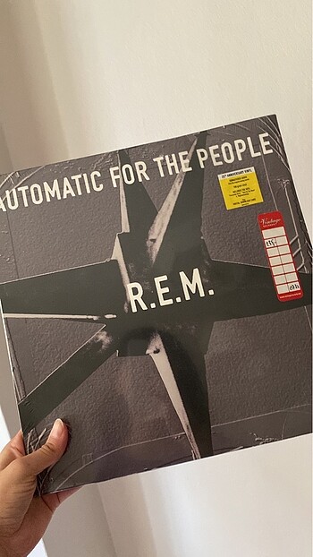 R.E.M Plak