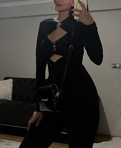 Cut out Aksesuarlı Çıtçıtlı Body