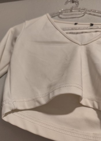 V Yaka Beyaz Mini scuba Kadın crop Bluz - Görsel 2