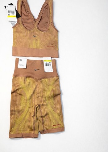 Nike Orijinal Etiketli Spor Sütyeni & Şort Takım - Görsel 2