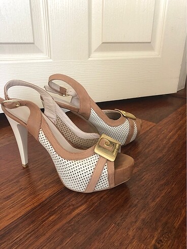Pierre Cardin Platform