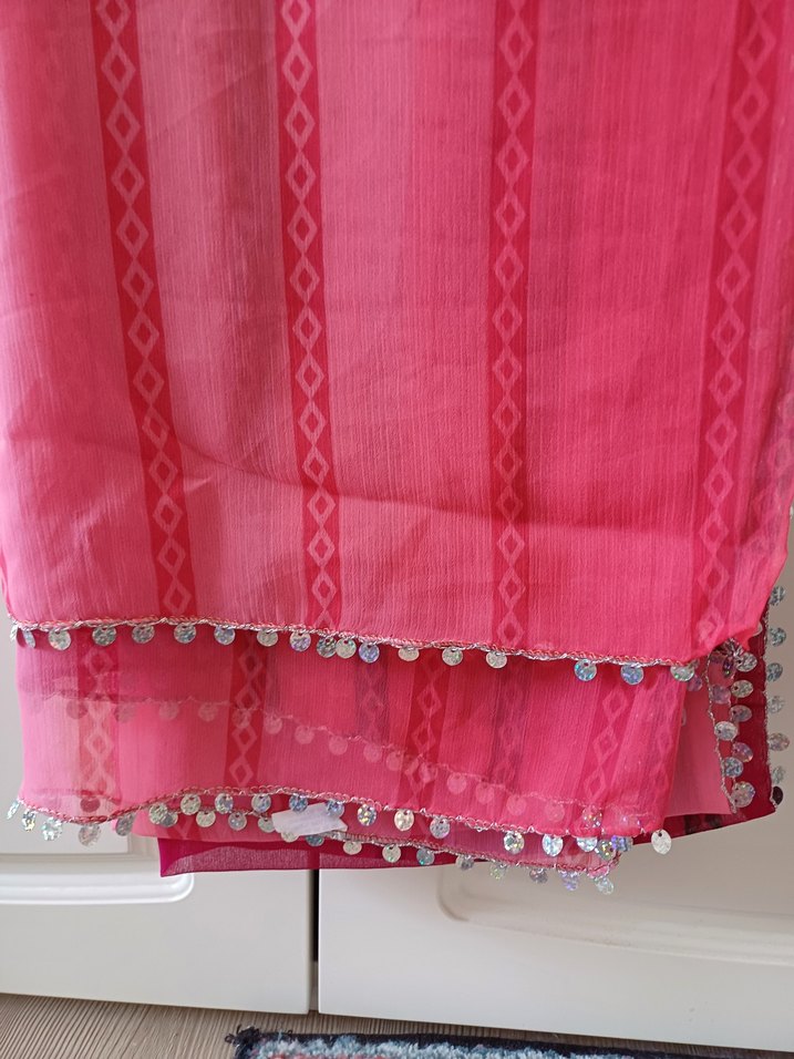 Pembe Parlak Kadın Bohem pullu pareo - Görsel 2