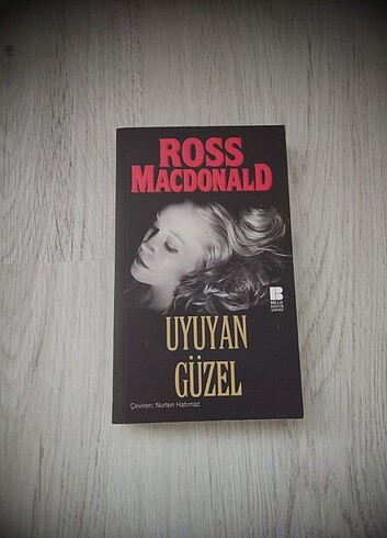 Uyuyan Güzel - Ross MacDonald 