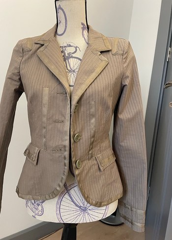 Armani Düğmeli Kadın Blazer Ceket