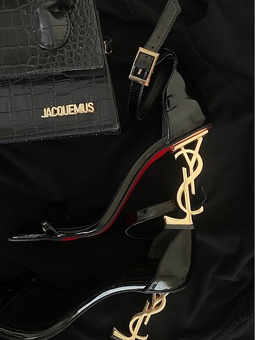 Yves Saint Laurent YSL TOPUKLU AYAKKABI