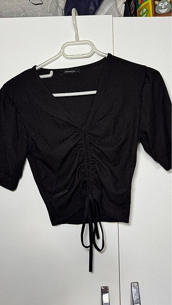 Trendyol büzgülü crop