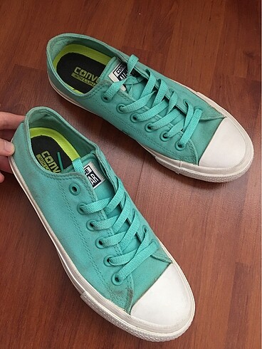 38 Beden yeşil Renk Converse ayakkabı