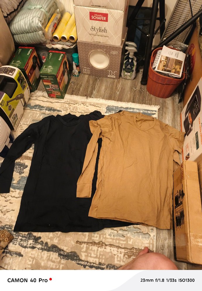 4 Adet Lacivet --- 3 Adet Çöl Tsort L Beden - Görsel 2