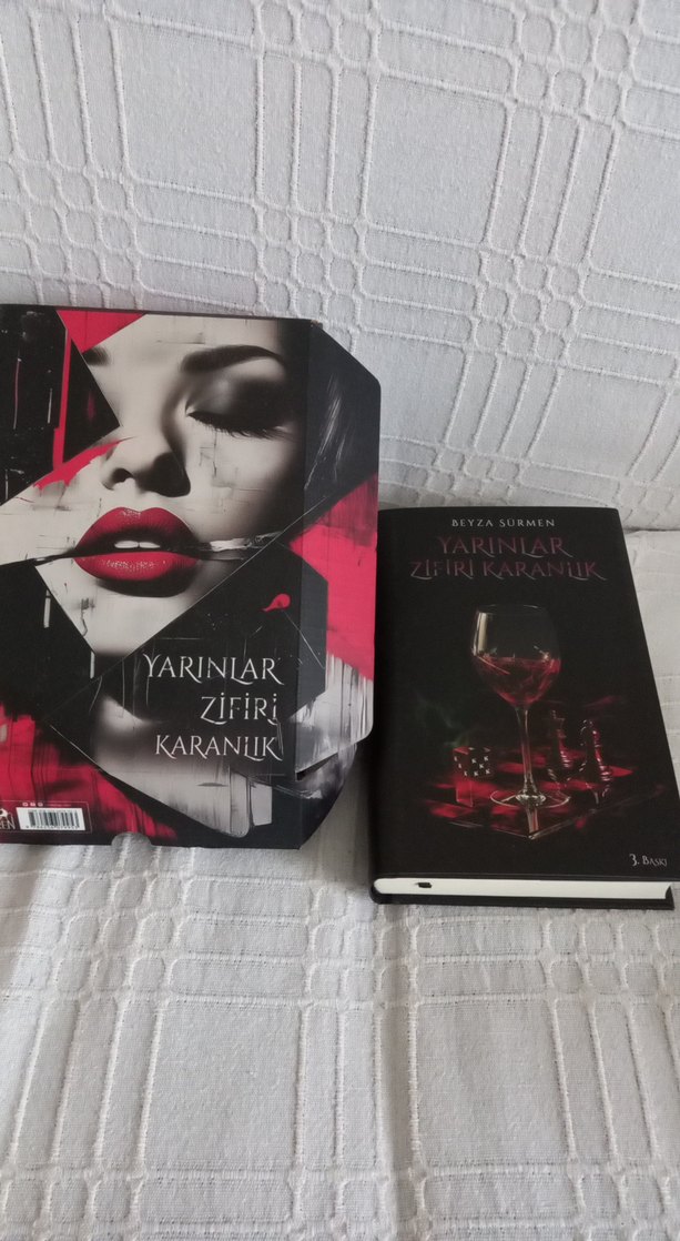 Yarınlar Zifiri Karanlık - Beyza Surmen - Görsel 2