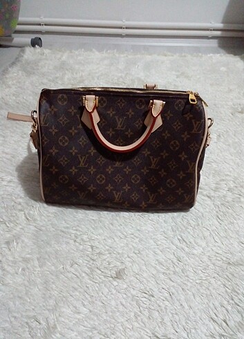 Louis vuitton speedy model çanta