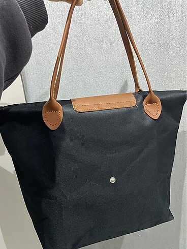 Beden SAKS MAVİSİ LONGCHAMP BOYUTU 2. Görselde