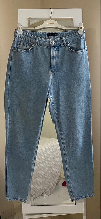 LCW mom jean