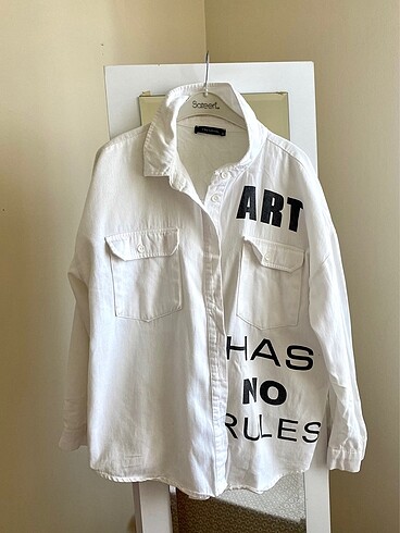 Sanatın kuralı yok yazılı gömlek ceket