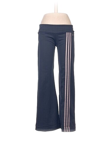 Adidas Eşofman Altı %70 İndirimli.