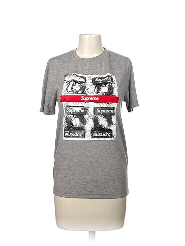 Diğer T-shirt %70 İndirimli.