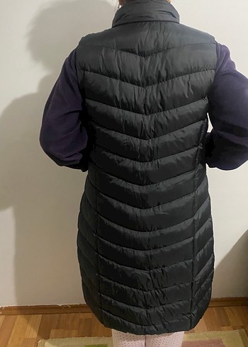 Siyah Yüksek Yakalı Kadın Şişme Yelek - Görsel 3