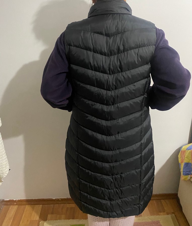 Siyah Yüksek Yakalı Kadın Şişme Yelek - Görsel 3