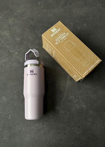 Stanley Quencher 1,18L Pipetli Termos - Görsel 10