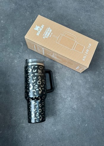 Stanley Quencher 1,18L Pipetli Termos - Görsel 3