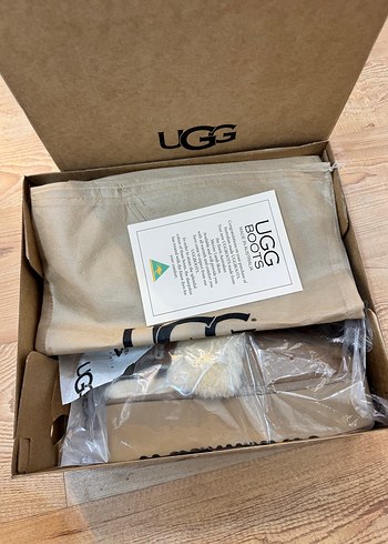 Ugg Funkette Yurdışı İthal Orjinal - Görsel 4