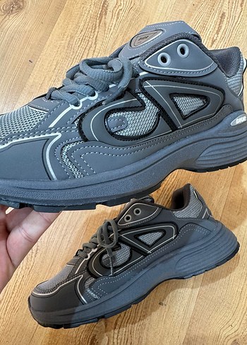 Christian Dior B30 Gri İthal Kalite - Görsel 2