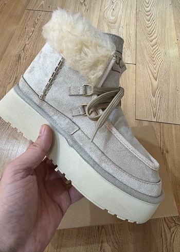 Ugg Kadın Bot Kürk Detaylı Üst Kalite - Görsel 4