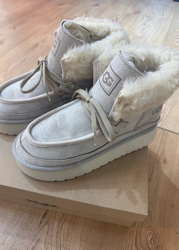 Ugg 38