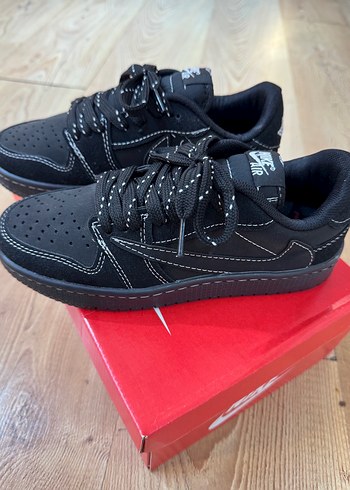 Nike Air Jordan 1 Retro Low Travis Scott - Görsel 2