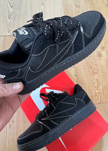 Nike Air Jordan 1 Retro Low Travis Scott - Görsel 3