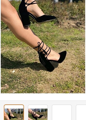 İpli siyah süet topuklu ayakkabı 