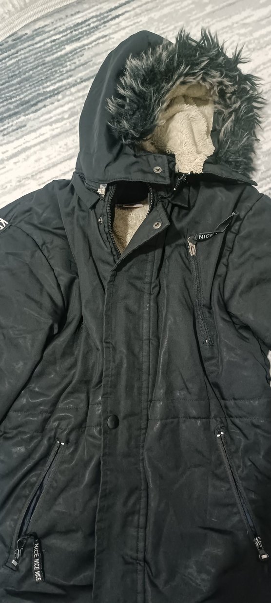 Siyah Kürklü Kışlık erkek çocuk Mont - Görsel 2