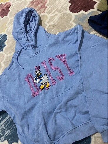 Kapüşonlu sweatshirt