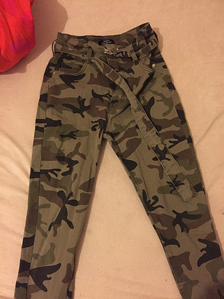 Bershka Kamuflaj Bershka Pantolon